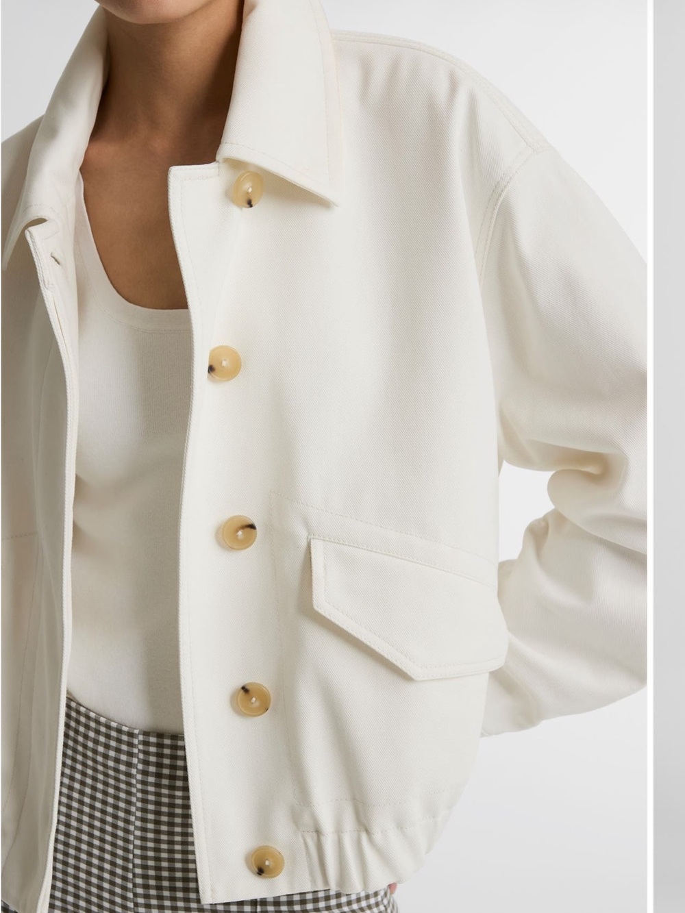 Vince Cream Button-Front Cropped Utility Jacket - Picture 3 of 4
